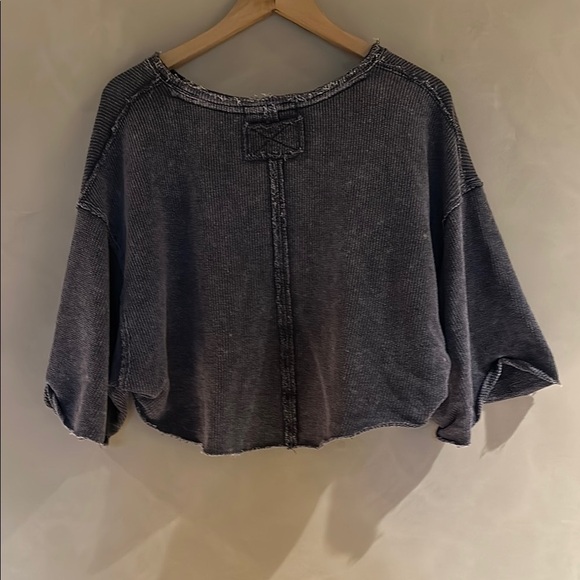 We The Free Gray Boxy Crop Top with Dolman Sleeves - Picture 3 of 4
